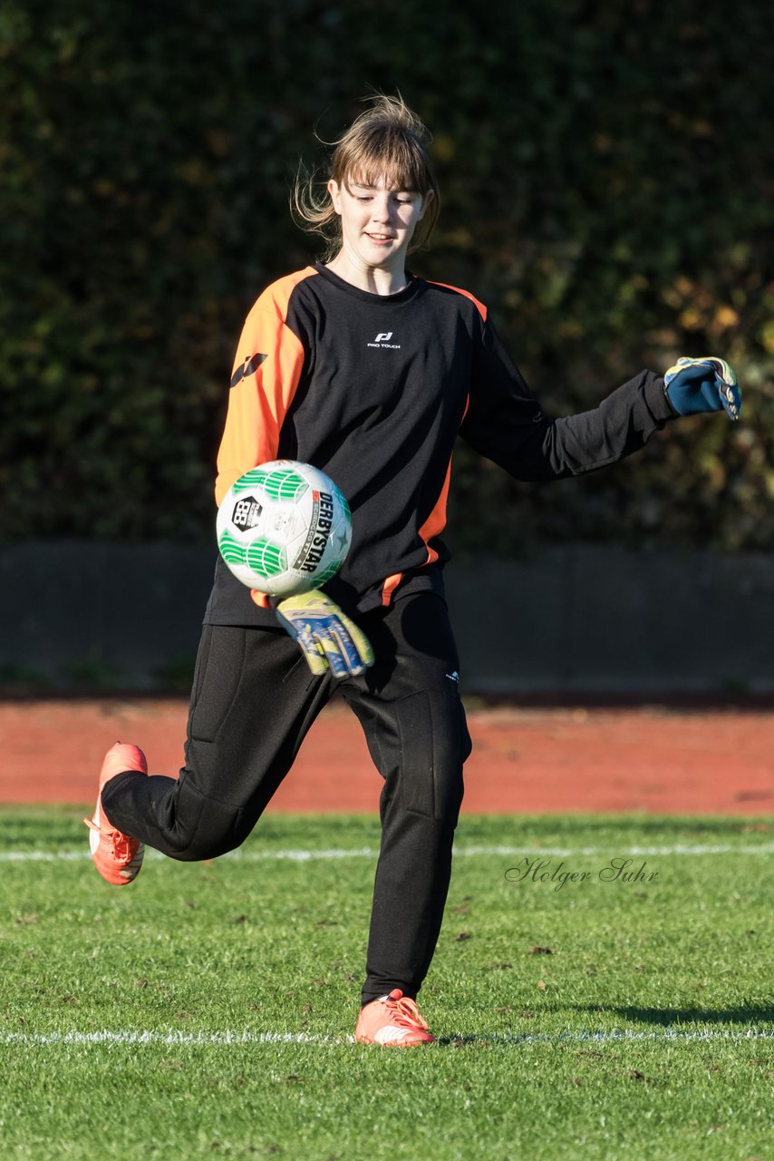 Bild 224 - C-Juniorinnen Kaltenkirchener TS - TuS Tensfeld : Ergebnis: 8:1